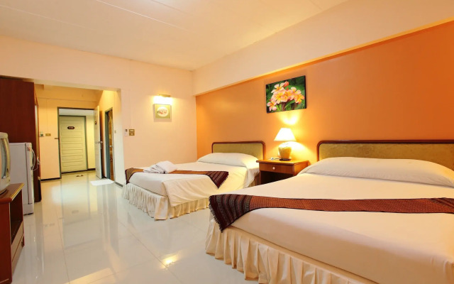 Regent Ramkhamhaeng and Apartment