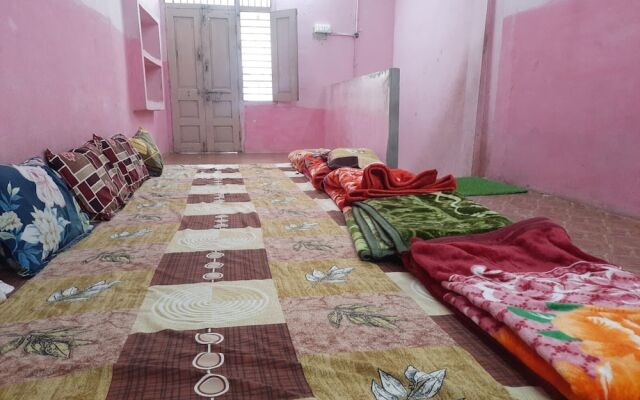 Ujjain Yatri Niwas