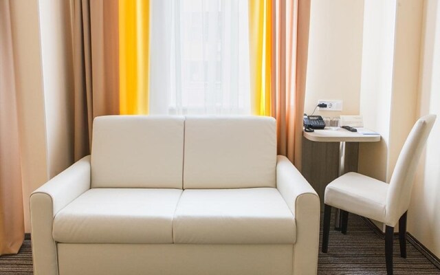 Raziotel Yamska Kyiv