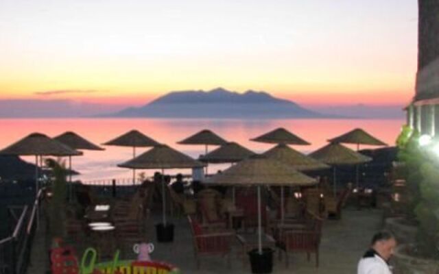 Imbros Organik Otel