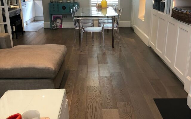 Spacious 5 Bedroom House in Chelsea London