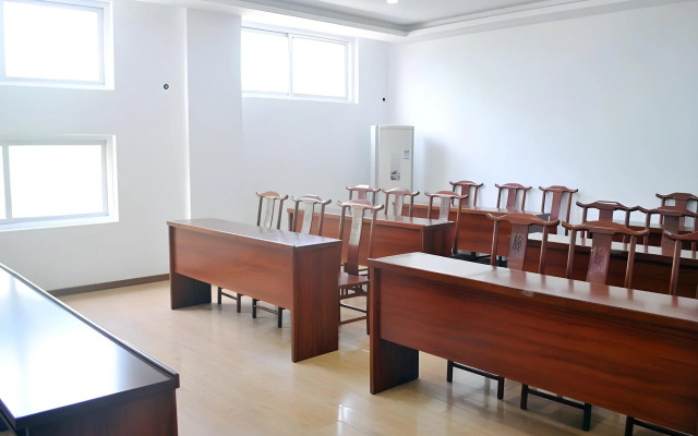 GreenTree Inn Chizhou High-Speed Railway Station Hotel