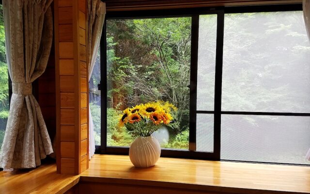 Himawari House
