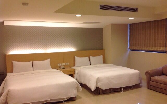 Chih Feng Hotel