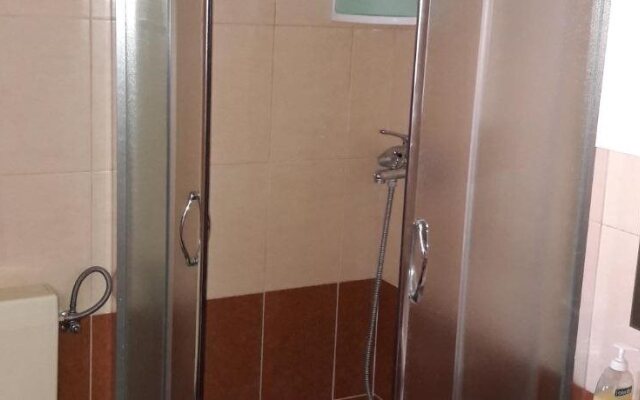 Apartments Metajna X