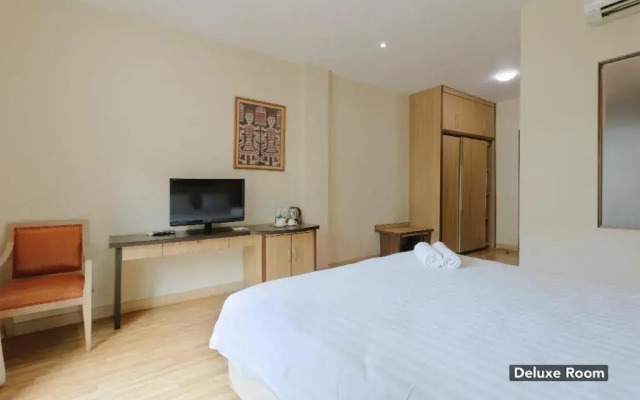 Mutiara Suites