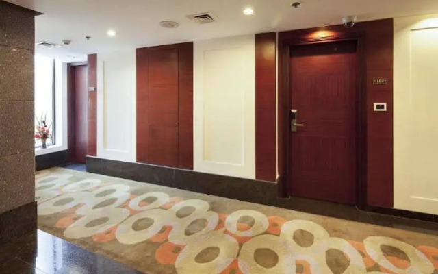 Hotel Mint Oodles