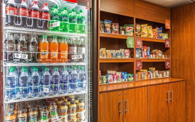 Comfort Suites Morrow - Atlanta South