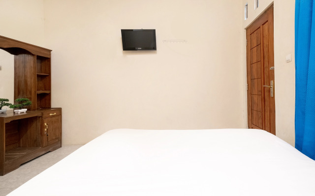 OYO 3076 Lilik Homestay Syariah