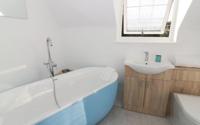 Lower Tundridge Cottage