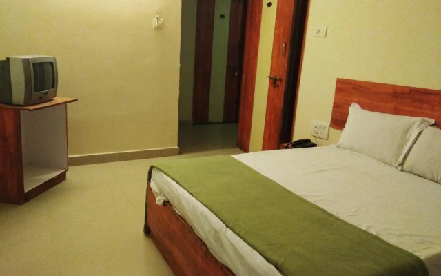 Hotel Rinn Lakdikapul