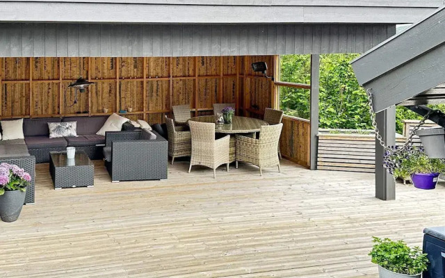 9 Person Holiday Home in Korshamn-by Traum