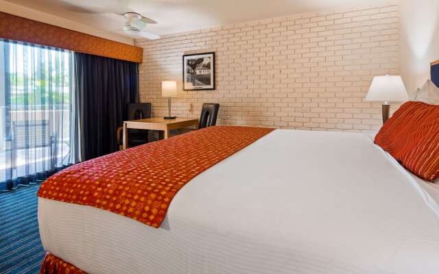 Best Western Pine Tree Motel