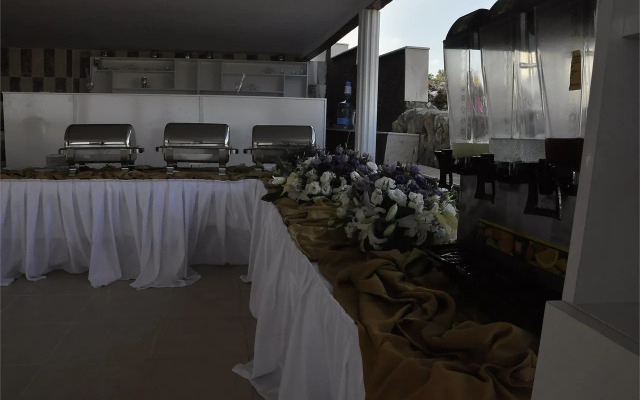 Grand Savon Hotel