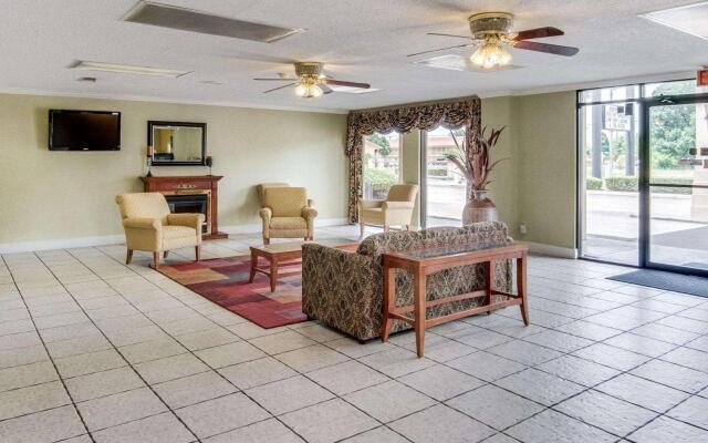 Motel 6 Texarkana, TX