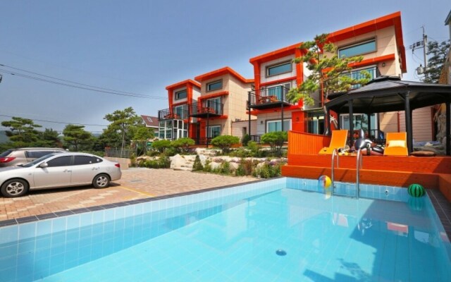 Gyeongju Beverly Hills Pension