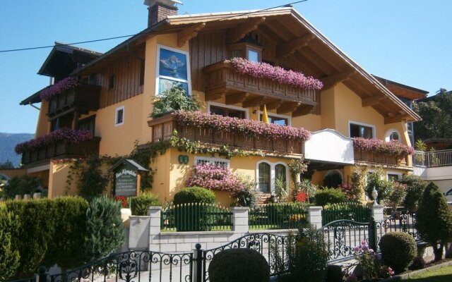 Pension Haus Alpenglühn