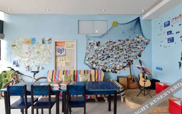Woniu Youth Hostel