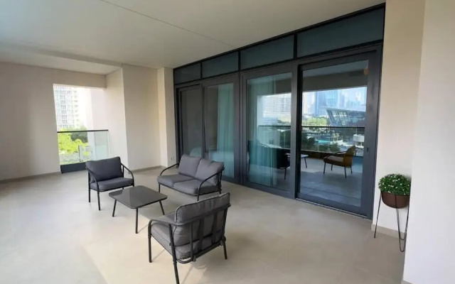 Mh - Stylish 2-bedroom Residence Ref 4100