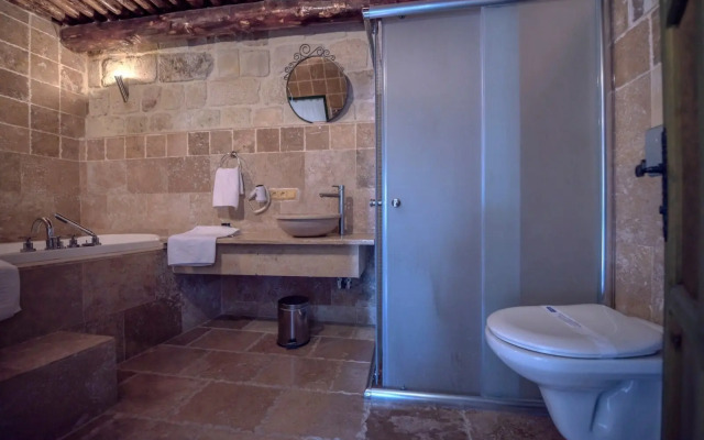 Sinasos Palace Cave Hotel