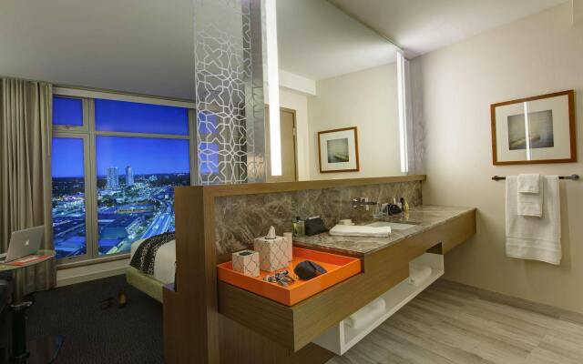 Civic Hotel Autograph Collection