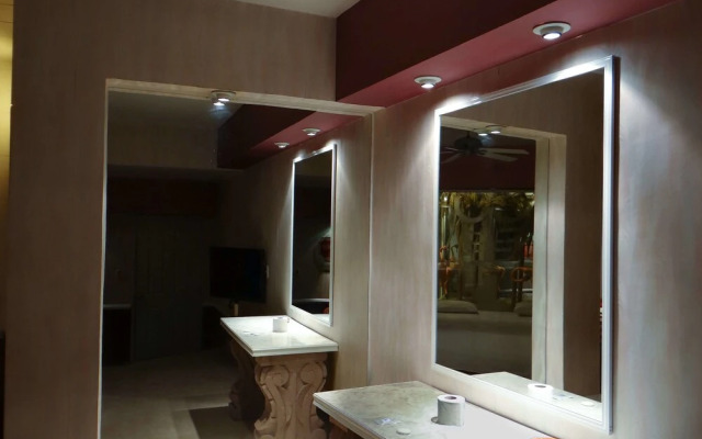 New York Hotel - Motel