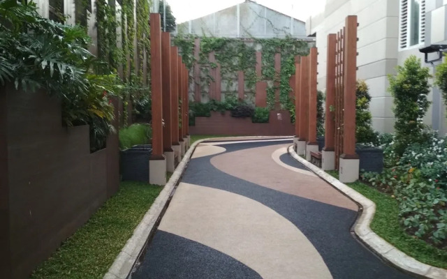 Classic Design 2BR at Landmark Residences near Istana Plaza