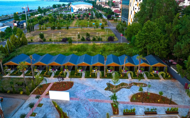 Green Palace Suite Hotel