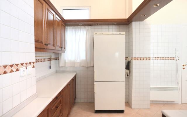 Pagrati Penthouse Apartment