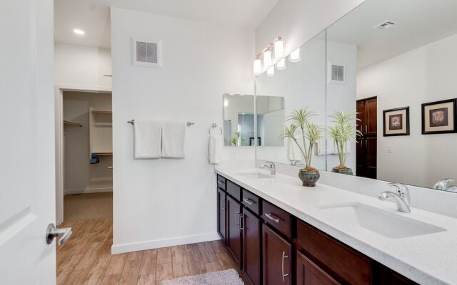 Queen Creek #350 - 2 Br Condo