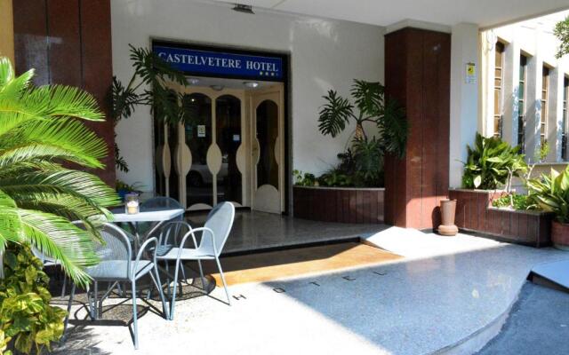 Castelvetere Hotel