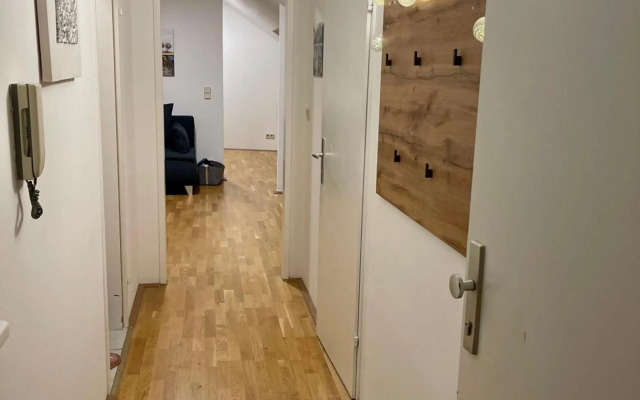 Ruhiges Dachgeschoß CityApartment im Zentrum Wiens