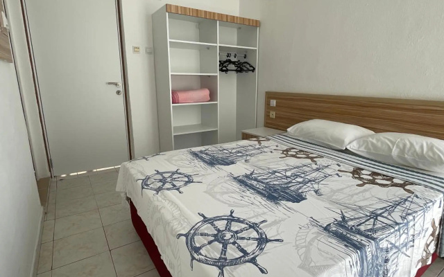 Status Hotel
