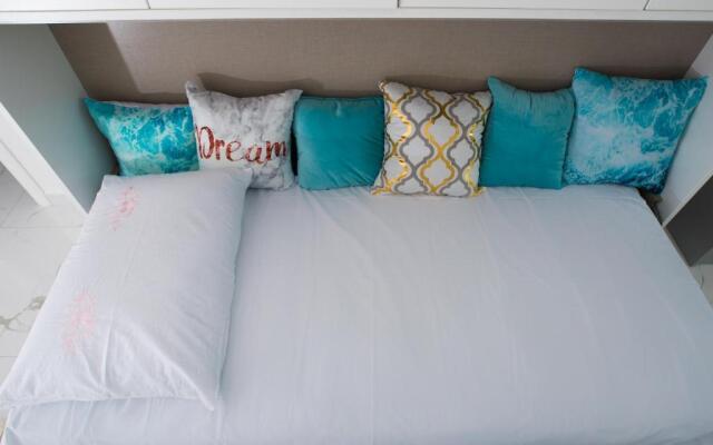 Sea view luxury studio apartment
