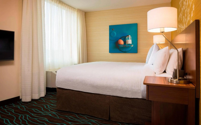 Fairfield Inn & Suites by Marriott Calgary Downtown