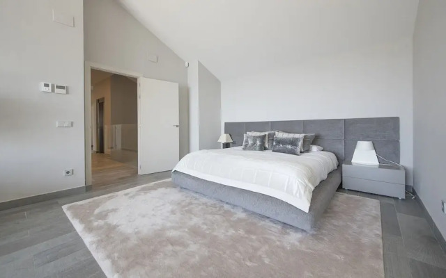 Exclusive Tamarit Villa TH 85
