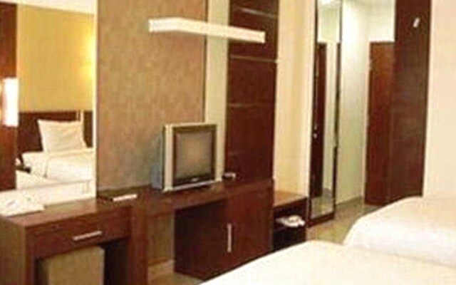 Naval Hotel
