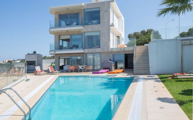 Villa Greko 605 Platinum