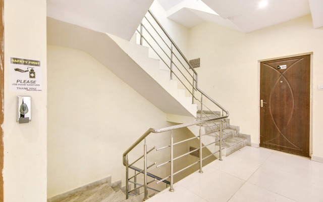 FabExpress Alacia Inn