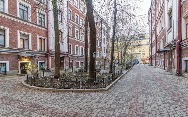 Apartments on Nevsky Prospekt