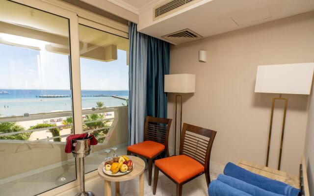 Seven Seas Jolie Bay