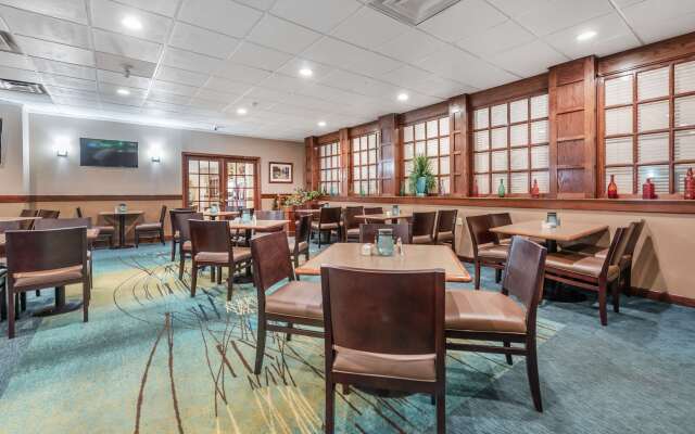 Best Western Plus Bridgeport Inn