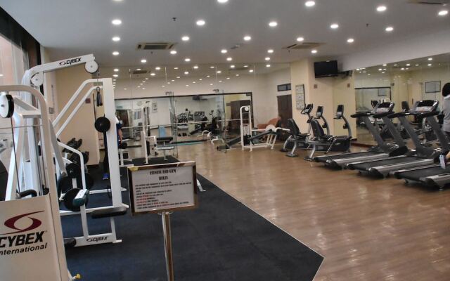 Times Square by Rihanna Service Suite