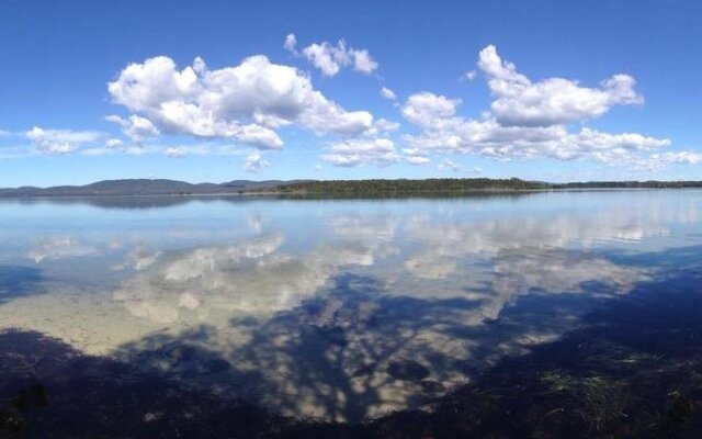 Mansfield by the Lake
