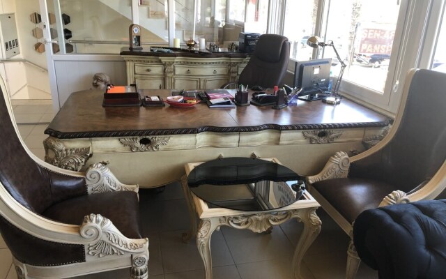 Teos Alesta Apart Pansiyon