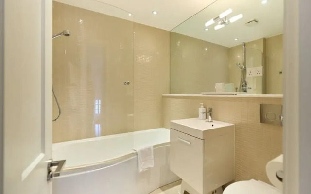 The Clapham Crib - Spacious 4bdr House With Patio