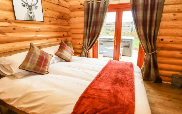 Oak Lodge