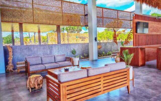 Kambaniru Beach Hotel & Resort