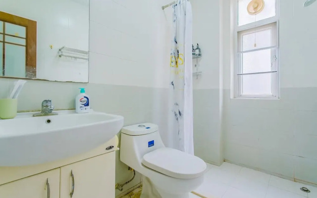 Locals Boutique Apartment Gongbei No.1