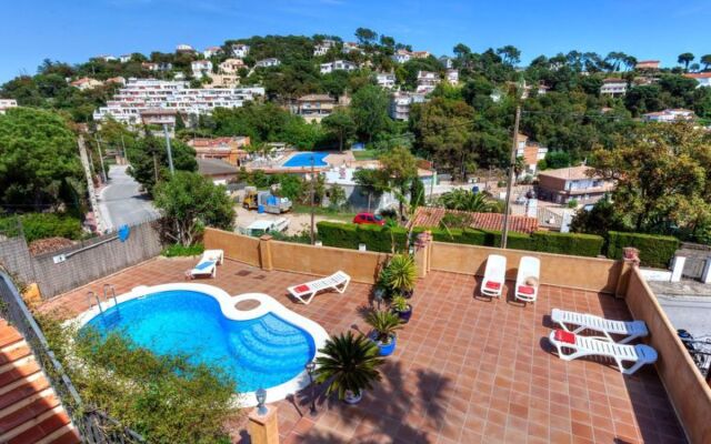 House Koi Lloret de Mar